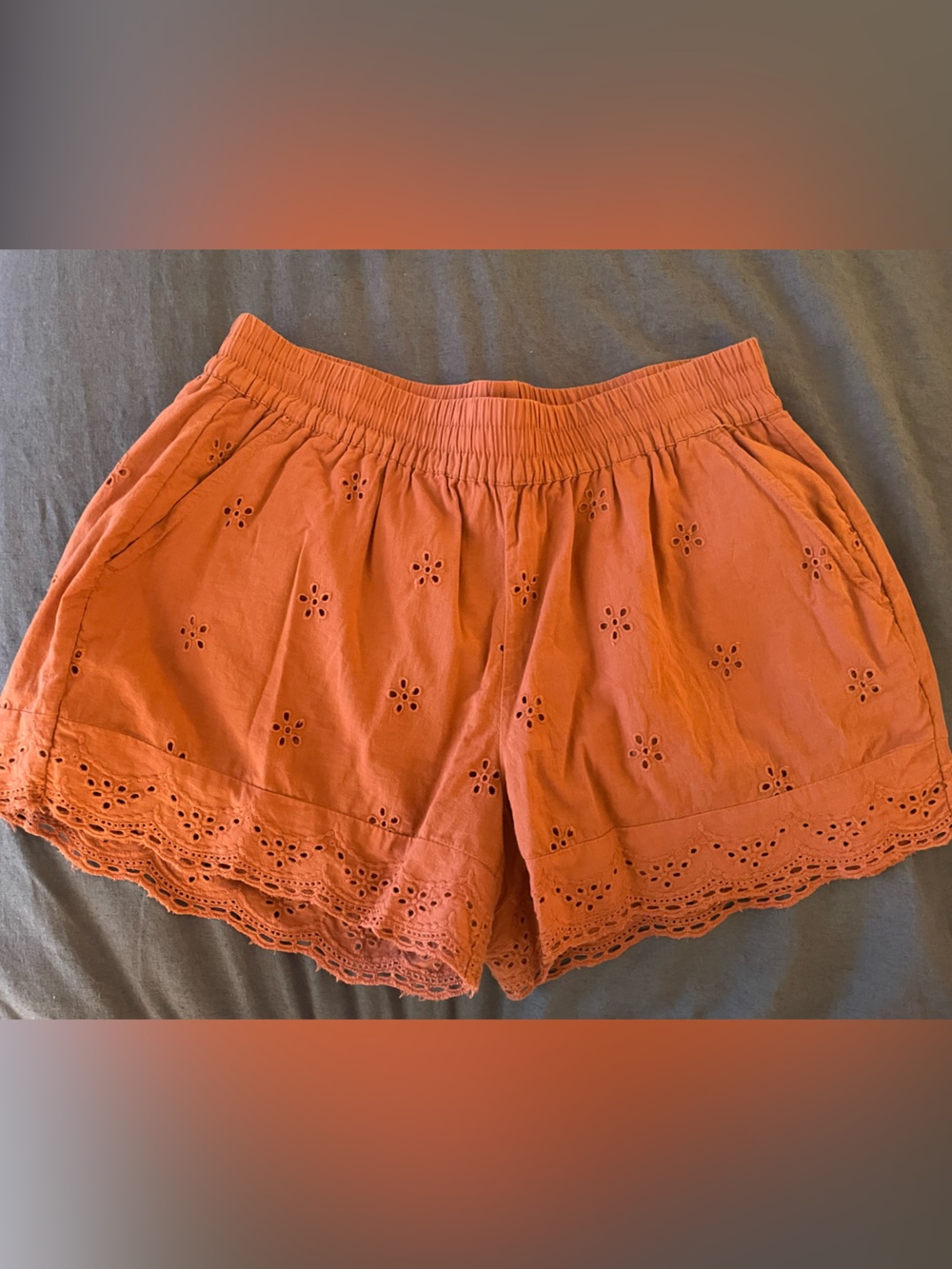 Women's Maurices eyelet shorts rust orange size small